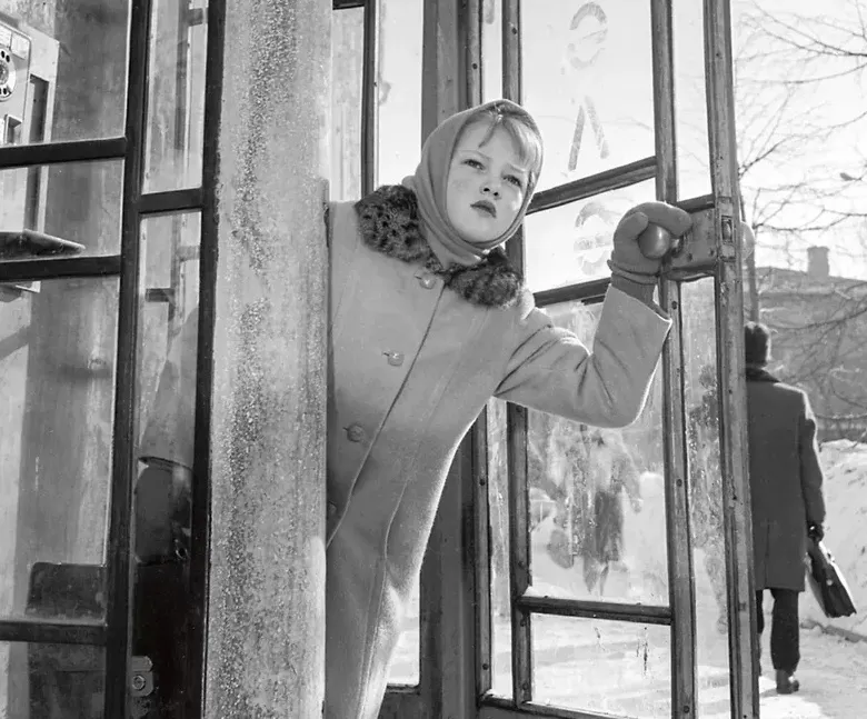 Елена Проклова в фильме «Звонят, откройте дверь», 1965 год