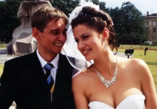 Анна Ковальчук и Анатолий Ильченко стали мужем и женой в 1998 году.