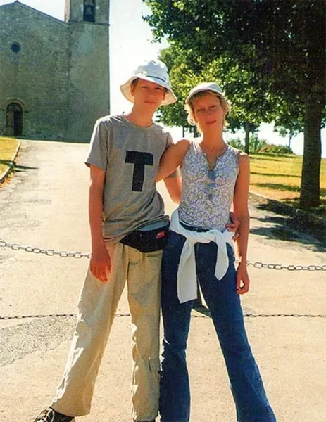 С старшим сыном Артемом в Альпах, 2009 год